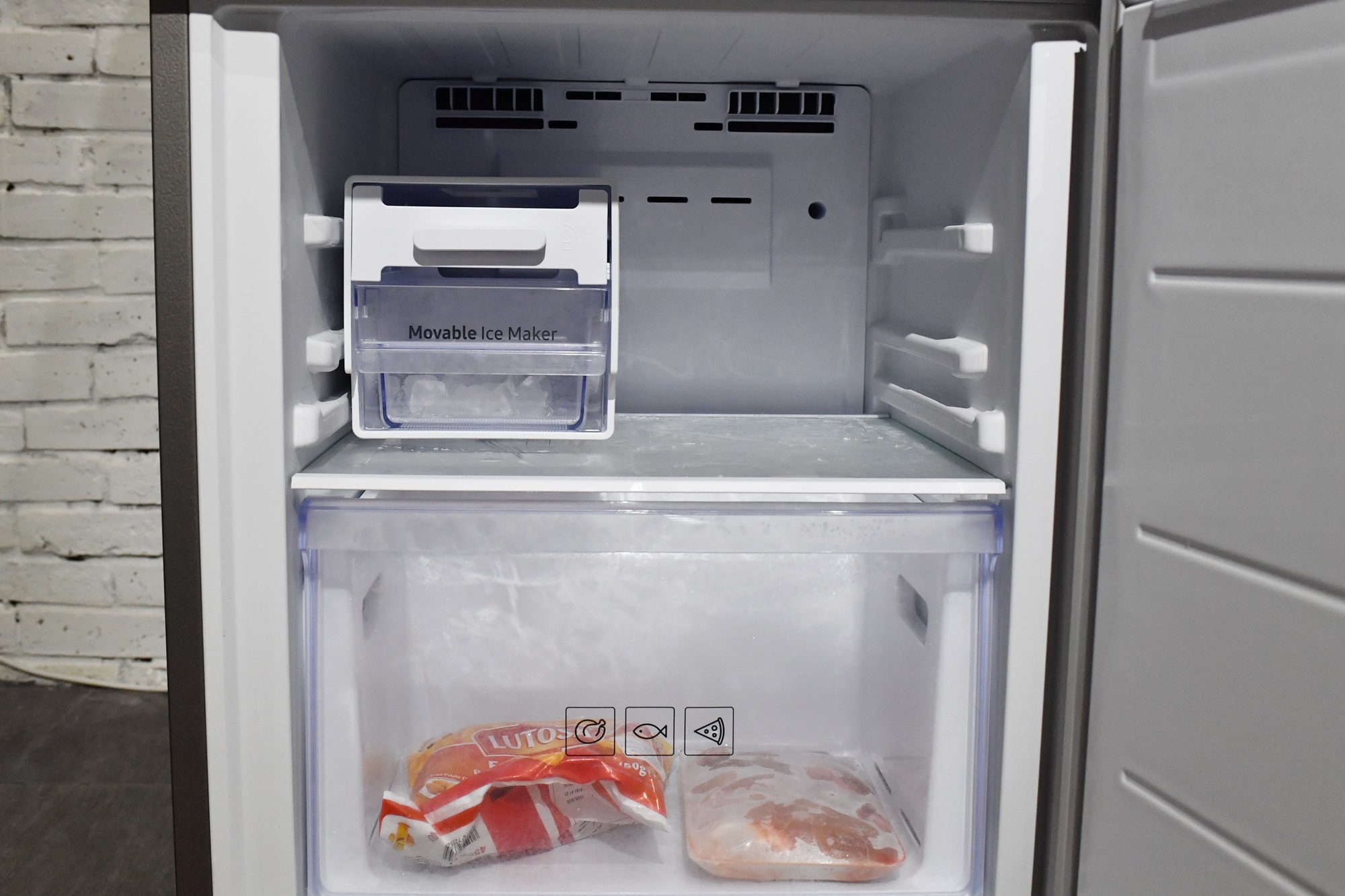 Những lưu ý không nên khi vệ sinh tủ lạnh